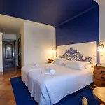 Charming & Dom Manuel I Adults Only Гостевой дом 4*
