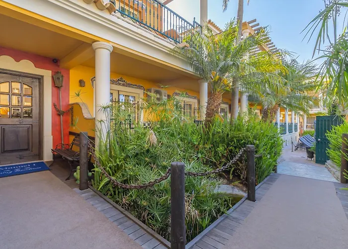 ゲストハウス Charming & Dom Manuel I Adults Only ラゴス