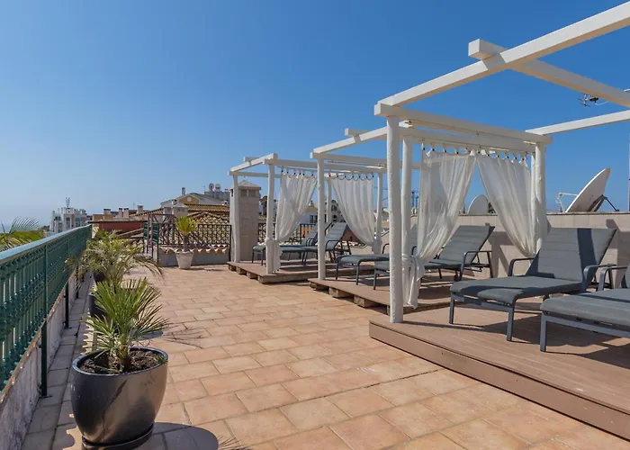 Charming & Dom Manuel I Adults Only ラゴス