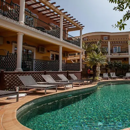 ゲストハウス Charming & Dom Manuel I Adults Only 4*