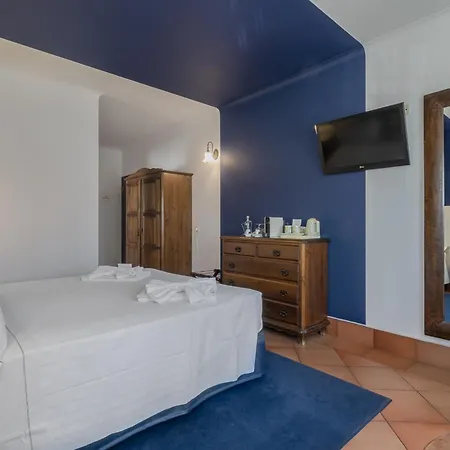 Maison d'hôtes Charming & Dom Manuel I Adults Only