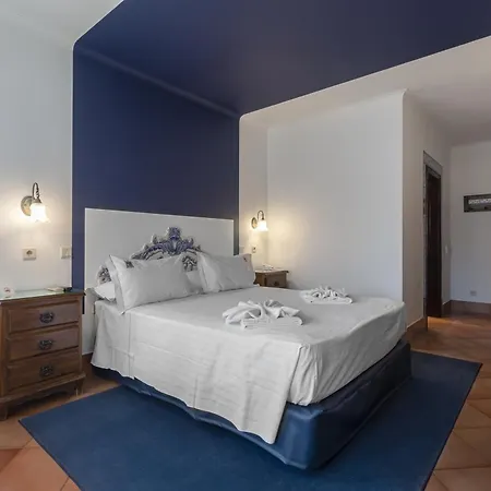 Maison d'hôtes Charming & Dom Manuel I Adults Only